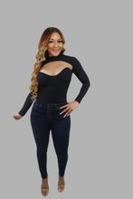 Load image into Gallery viewer, Sweetheart Cut-Out Knit Top
